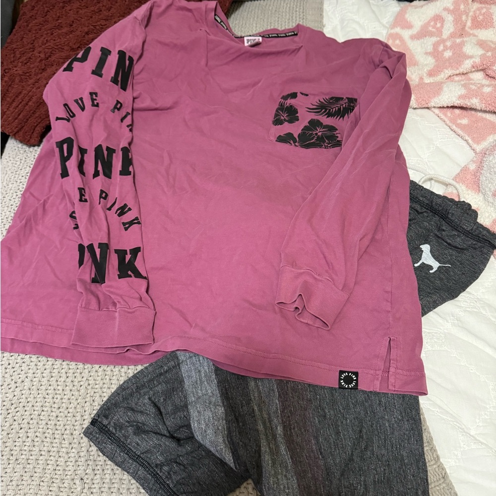 VS - PINK set both are t-shirt material very lightweight